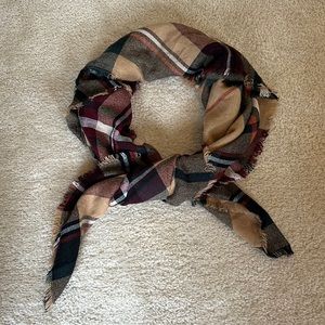 David and Young autumn scarf